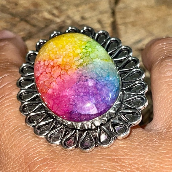 Large Tie Dye Solar Quartz Ring Size 7 1/4 - Picture 1 of 8
